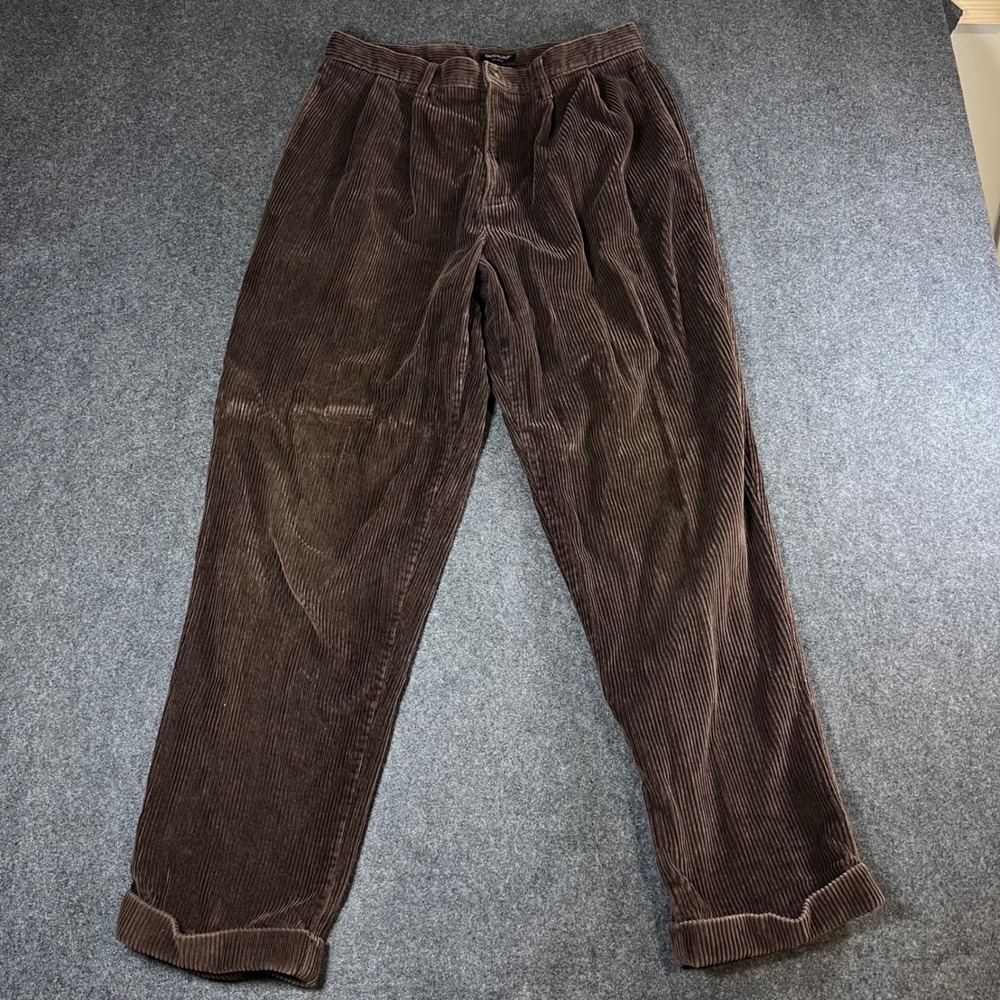 Dockers Khakis Mens 33x32 Brown Corduroy Pants Loose Fit Pleated Cuffed WideWale